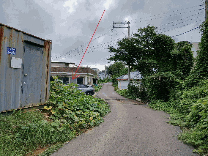 본건 북동측에서 촬영한 주위환경