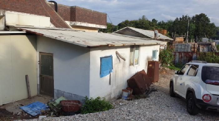 목록1. 건물과 연결하여 설치한 제시외 판넬 건축물1