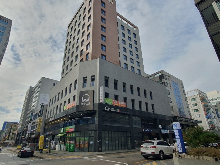 본건 건물 전경