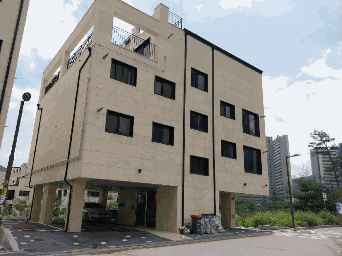 본건 북서측에서 본 젼경