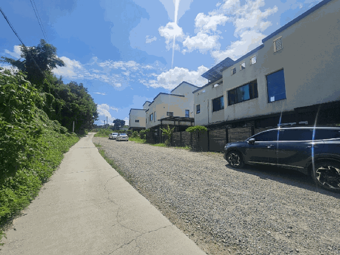 주위환경 및 인접도로