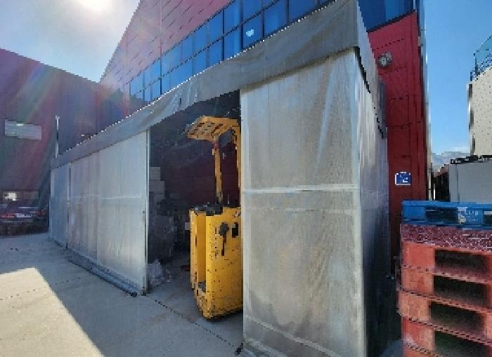 충청북도 옥천군 군북면 옥천로 1062
목록1) 제시외 ㉠철골조 천막 야외창고