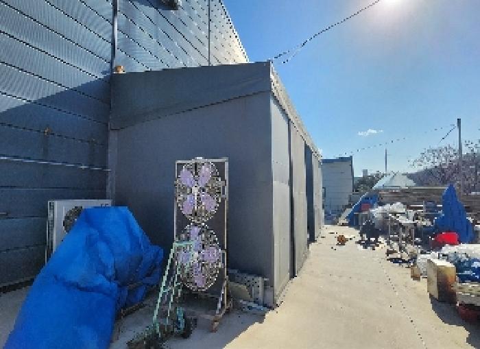 충청북도 옥천군 군북면 옥천로 1062
목록1) 제시외 ㉡철골조 천막 야외창고