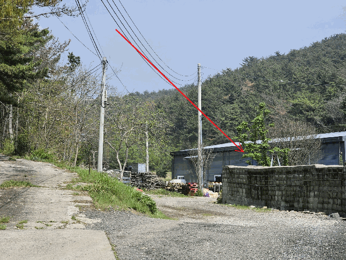 본건 진입로 전경