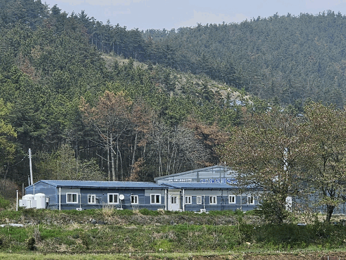 본건 원경(남동측에서 촬영)