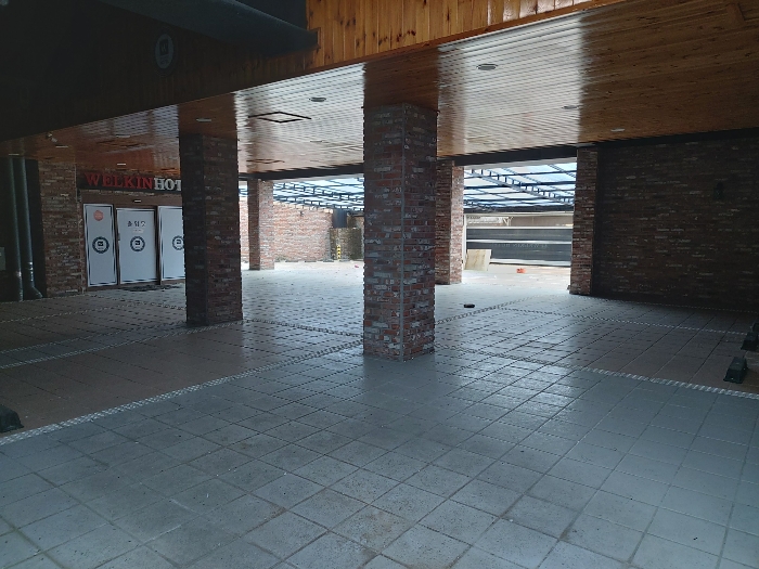 기호(2) 일부 및 기호(1) 피로티 부분