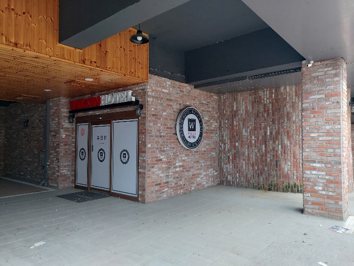 기호(1) 1층 입구 전경