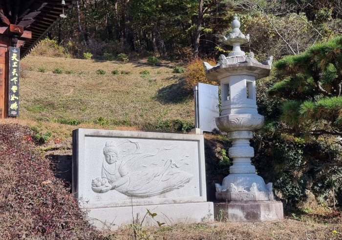 일련번호(3) 지상 석등 등(평가 제외) 전경 