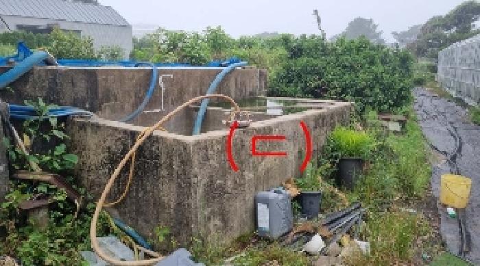 소재지2(토평동 594-2) 지상에 소재한 제시외 건물(ㄷ)