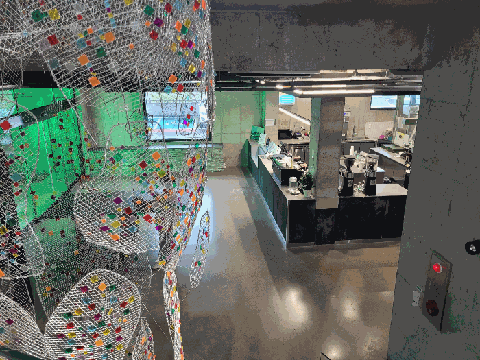 건물 전경(1층 내부)