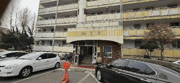 본건동 공동출입구