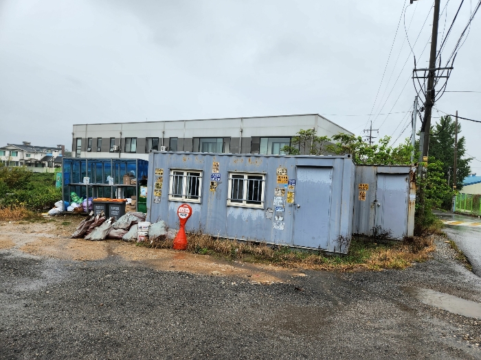 제시외물건(ㄷ) 전경(북동측에서 촬영)