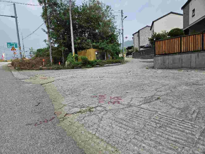 제시 목록 13 전경