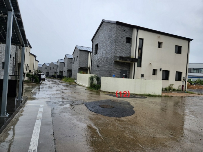 기호(12) 전경(북측에서 촬영)