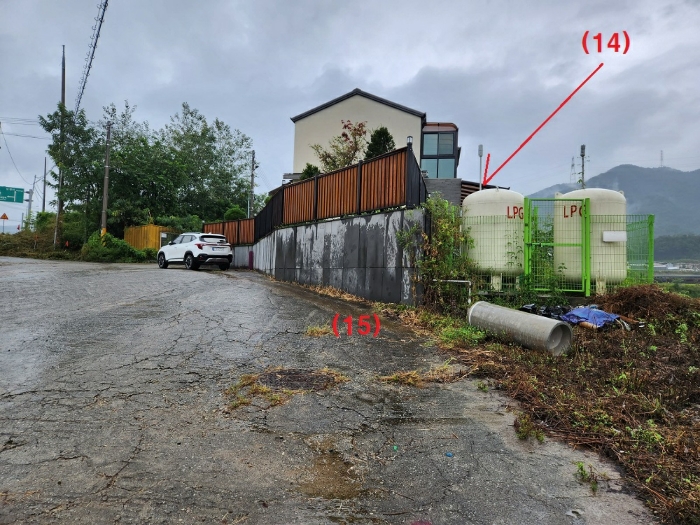 기호(14,15) 전경(남동측에서 촬영)