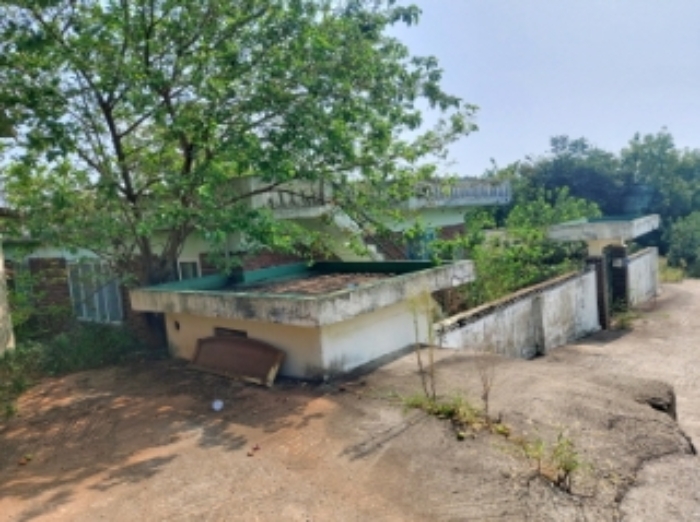 제시외 6.창고 및 10.목록 주택