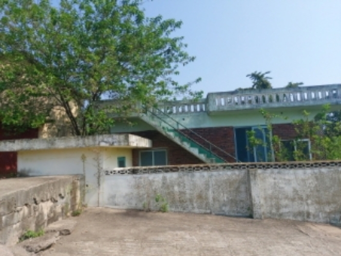 제시외 6.창고 및 10.목록 주택