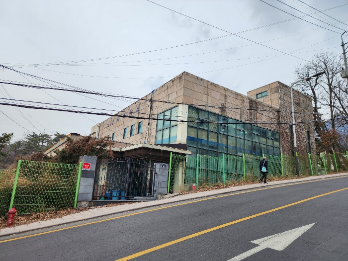 대상물건 전경(동측에서 촬영)