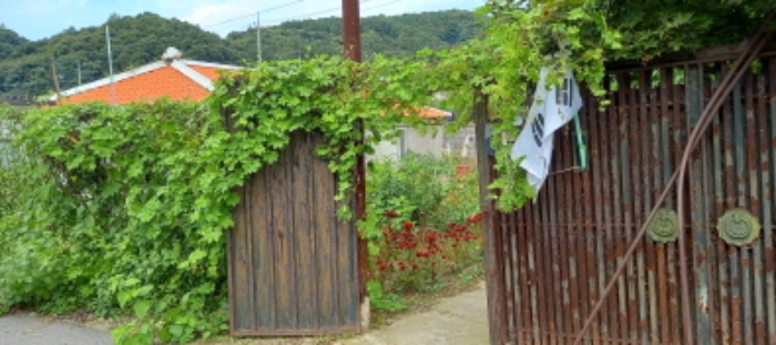 목록 3. 토지 및 그 지상 주택 등