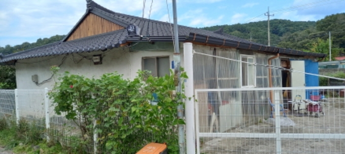 목록 13. 토지 및 그  지상 주택 