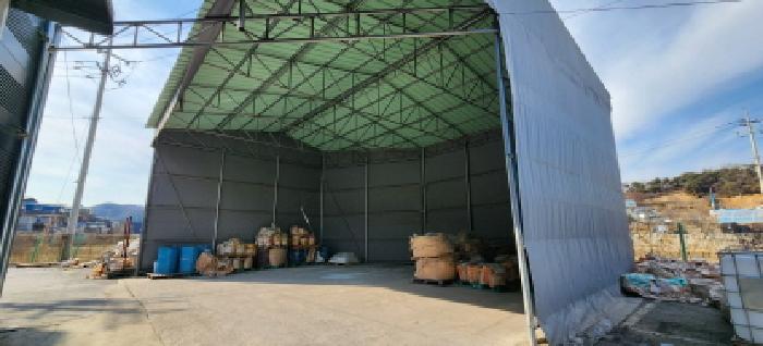 목록3 소재 제시외 천막창고 전경