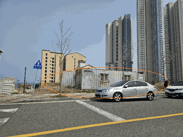 본건 (서측에서 촬영)