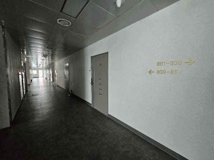 본건 소재층(8층)