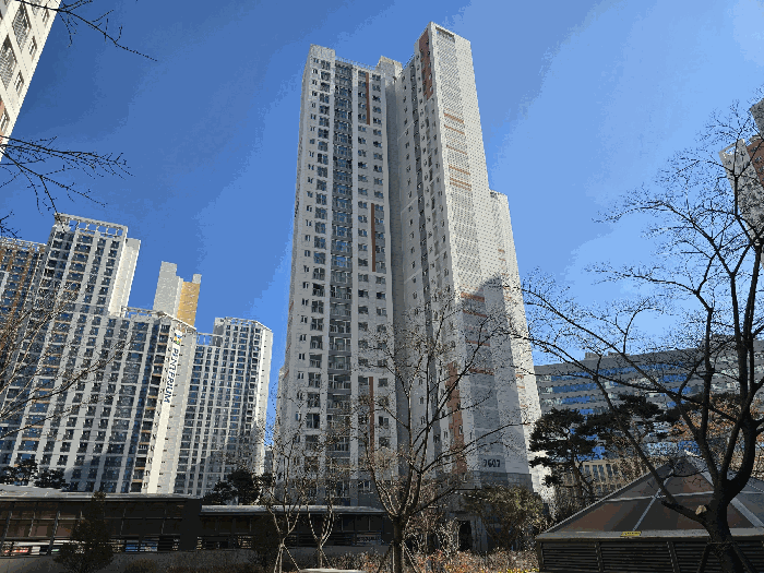 본건 전경
(원거리)