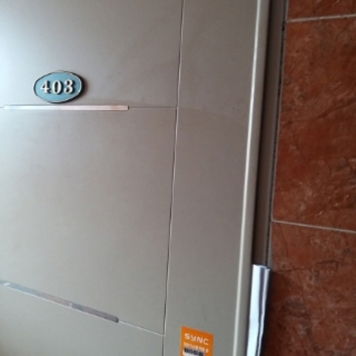 세대 출입문(403호)