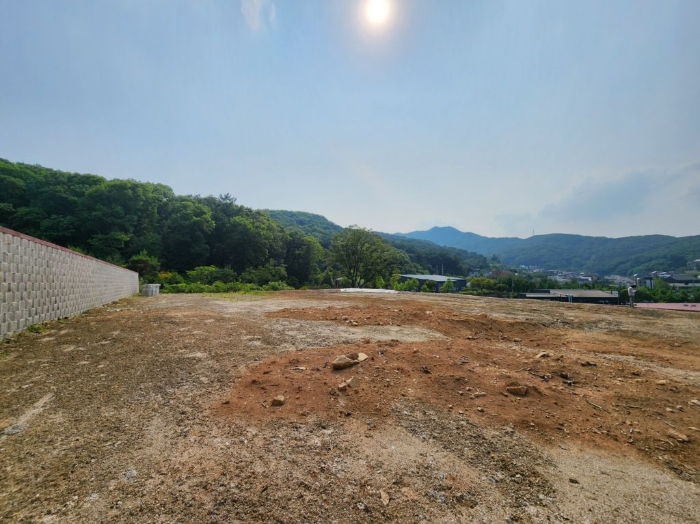 일련번호 2) 전경 - 동측에서 촬영