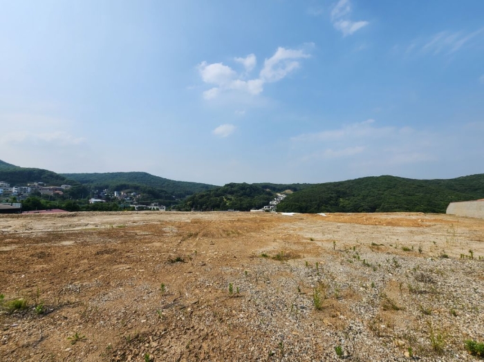 일련번호 2) 전경 - 서측에서 촬영