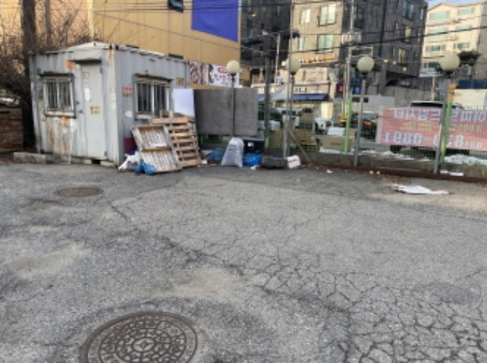 신현동 696-23 전경(제시외 건물-콘테이너)