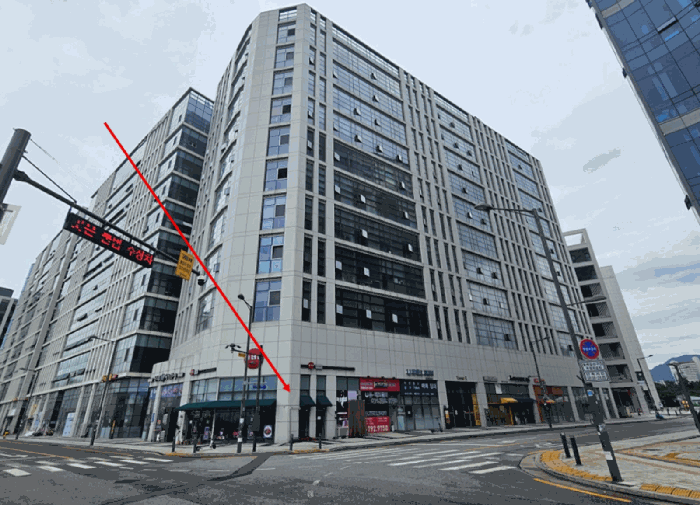 본건 건물 전경