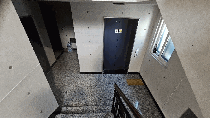 일련번호 2) 3층 복도