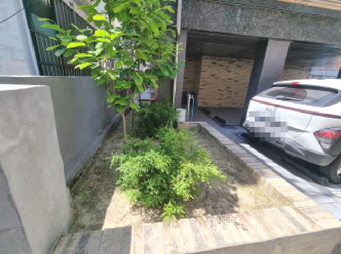 제시외 화단 모습