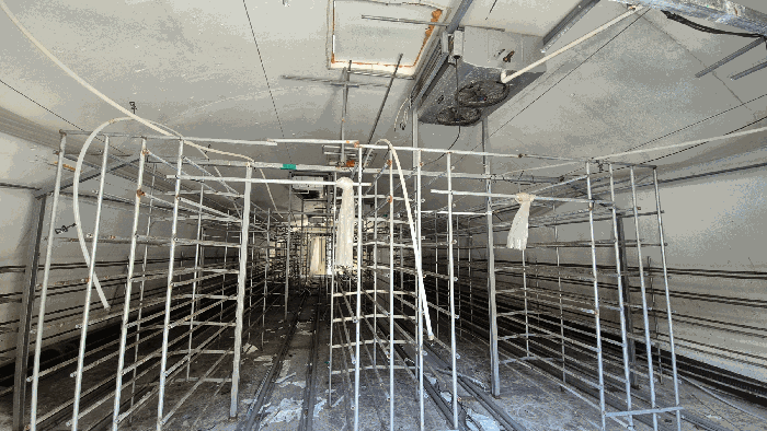 버섯재배사 내부