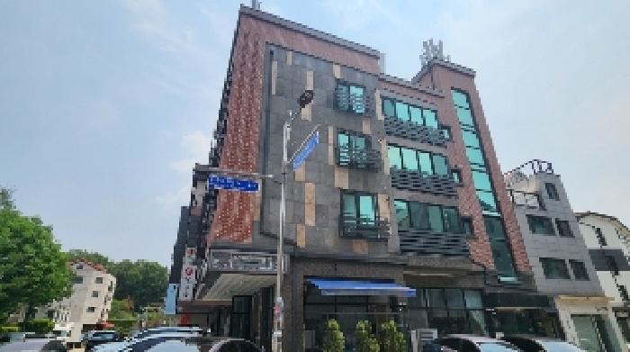 건물 전경(측면