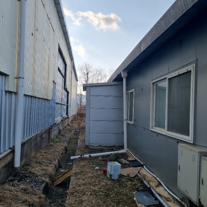 제시외 건물 ㄴ)