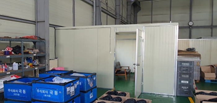 제시외 건물내 임차인 소유의 사무실