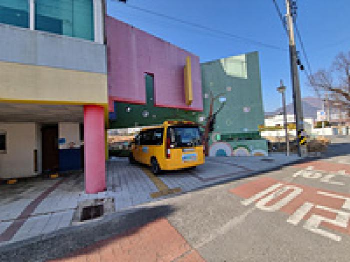 본건2 제시건물(가) 1층 외부 전경(주차장) 