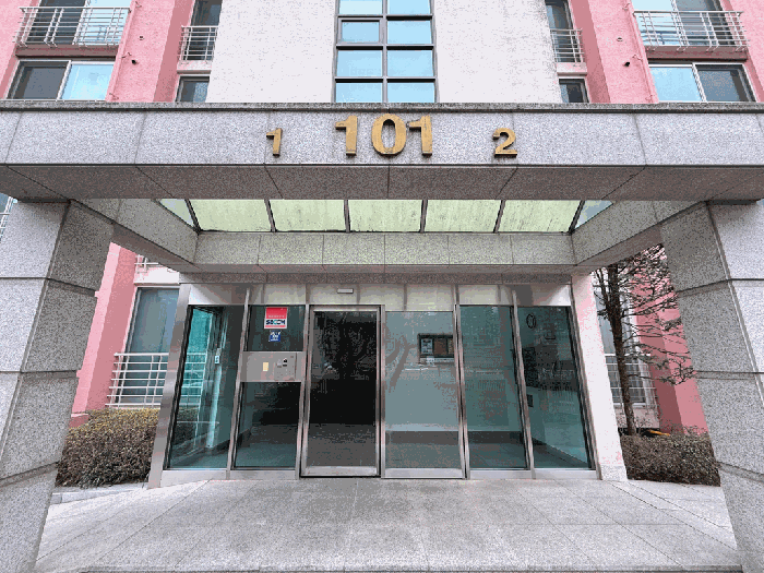 1층 출입구