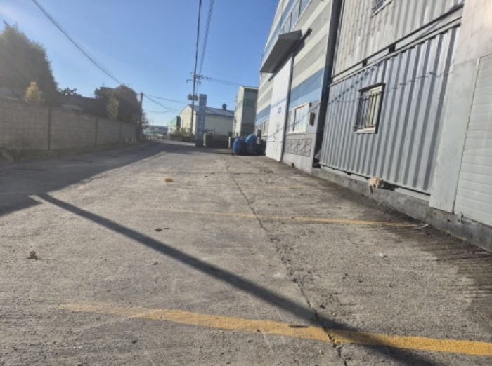 3. 5번 전경(세기이엔씨, 와이엠코프레이션 주차장)