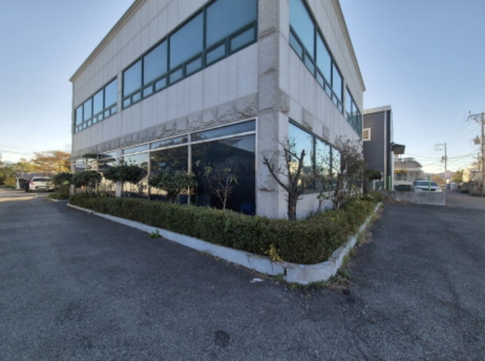 6번 전경(세이이엔씨 사무실 화단)