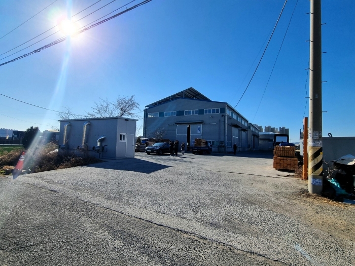 본건 북동측 전