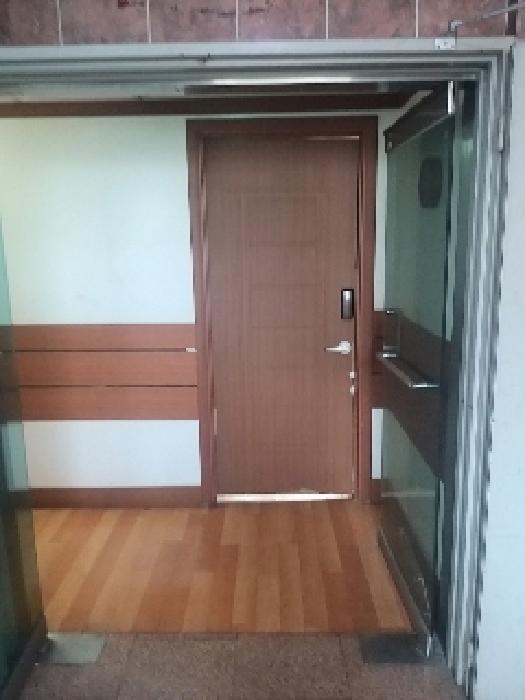 5층 족욕 출입문