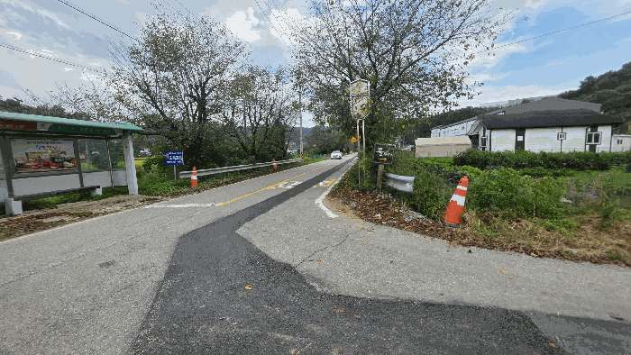 일련번호 1), 2), 4) 북동측 인접도로 전경_2