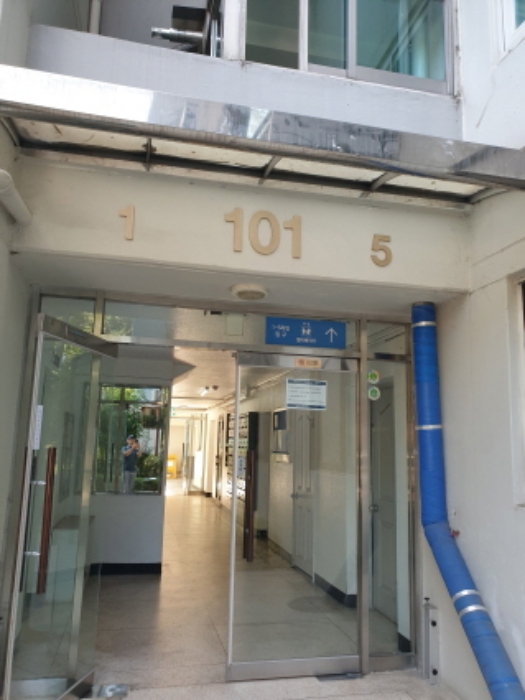 건물 출입구(1~5 라인)