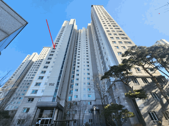 북서측에서 촬영