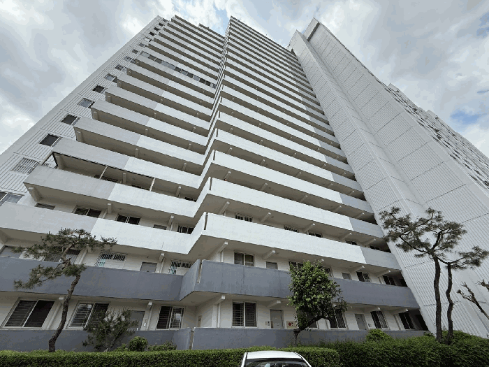 [ 본건 동 전경 ]