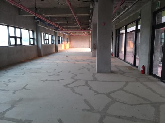 * 본건 목적물 전경(1층 내부 우측) 